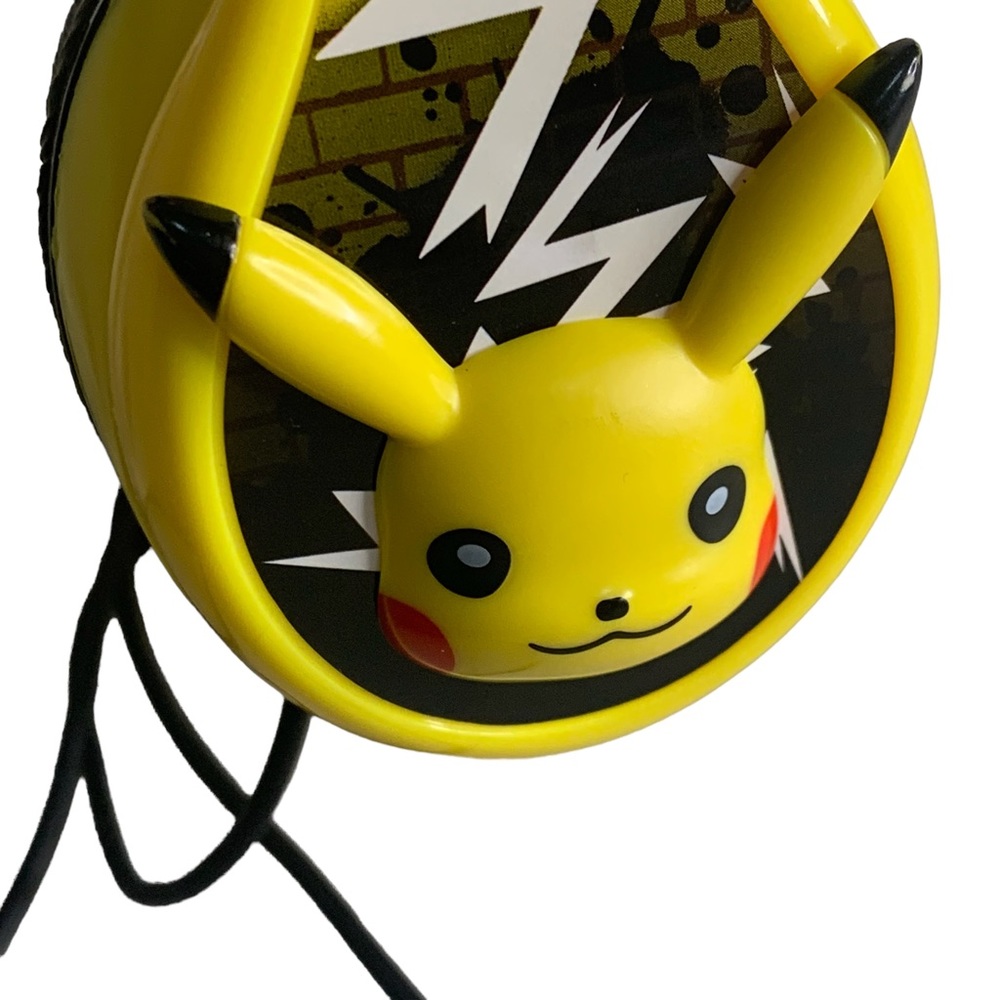 Nintendo Pokémon 2021 Pikachu Over Ears Kids Headphones Noise Canceling . WORKS